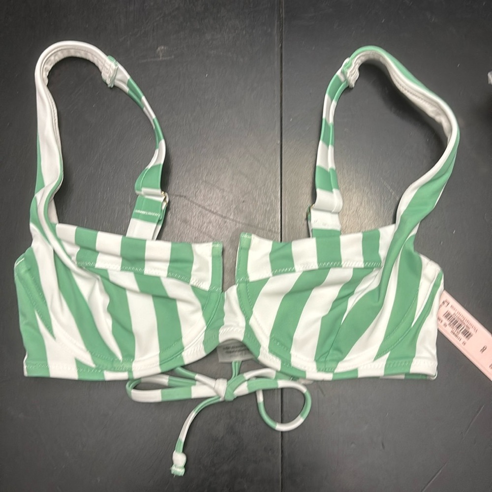 Victoria’s Secret Green and White Underwire Swim Top NWT